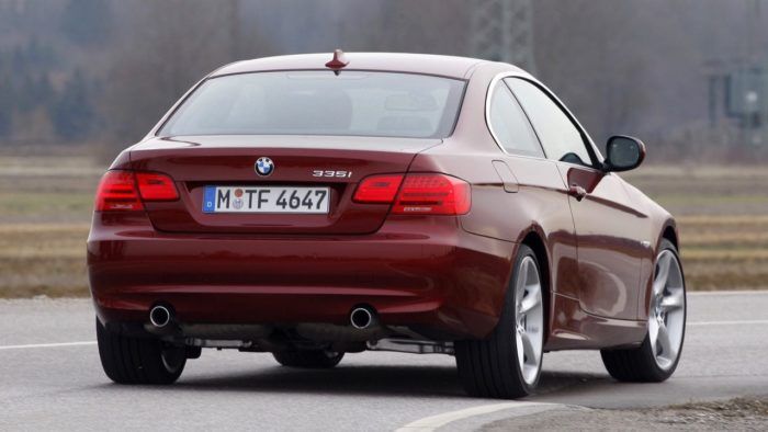 BMW Serie 3 Coupe 2009 28 700x394