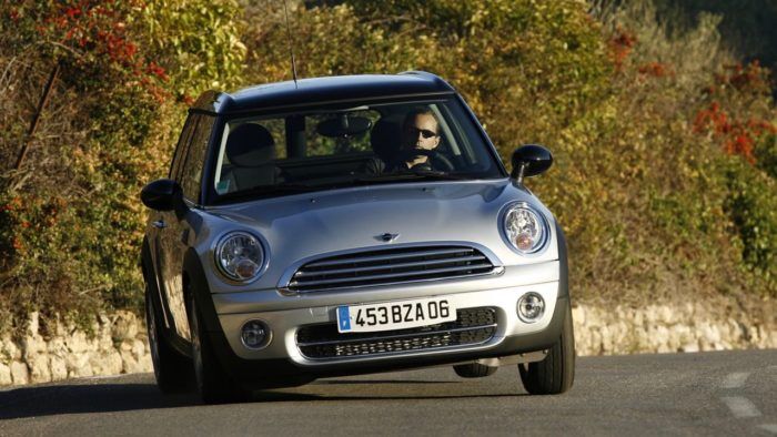 MINI Clubman 2007 18 700x394