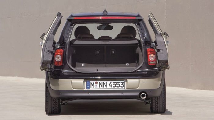 MINI Clubman 2007 7 700x394