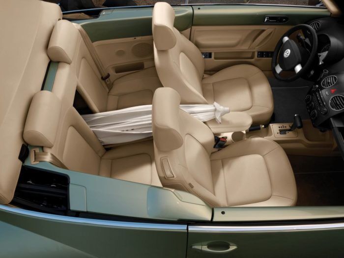 Volkswagen New Beetle Cabrio 2005 Interior 1 700x525