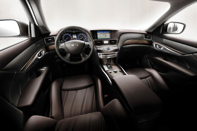 Infiniti M 2010 vista del salpicadero