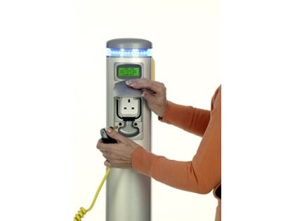 Madrid y Pamplona fomentarán el coche eléctrico