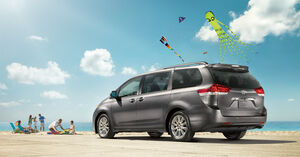 toyota_sienna_2