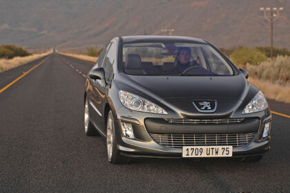 Peugeot regalará teléfonos móviles Nokia 5800