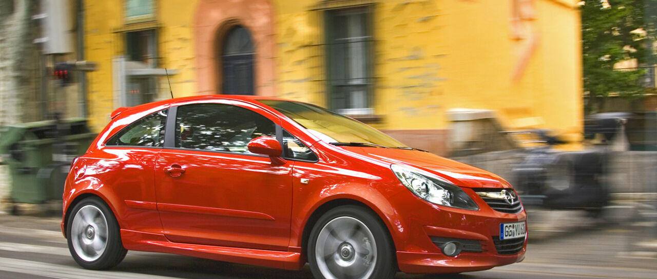 Todas las noticias de coches en un solo portal: Pruebas, fotos, vídeos, informes...