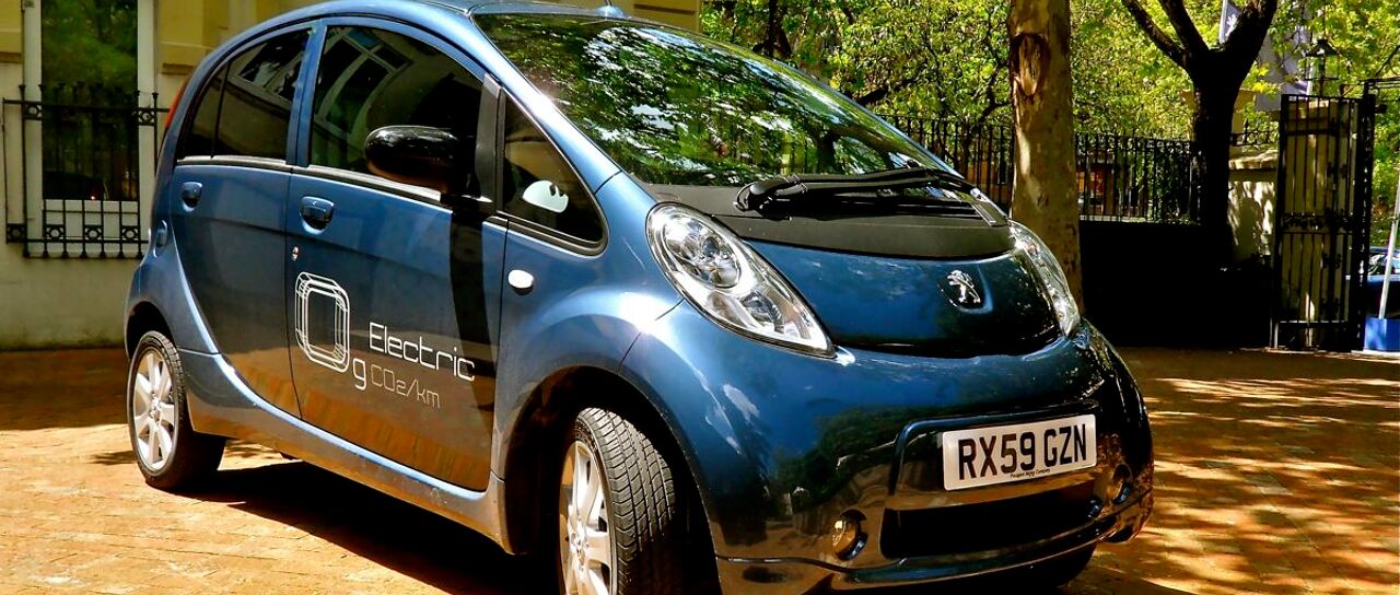 Todas las noticias de coches en un solo portal: Pruebas, fotos, vídeos, informes...