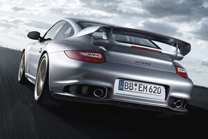 Porsche 911 Gt2 Rs 02 300x200
