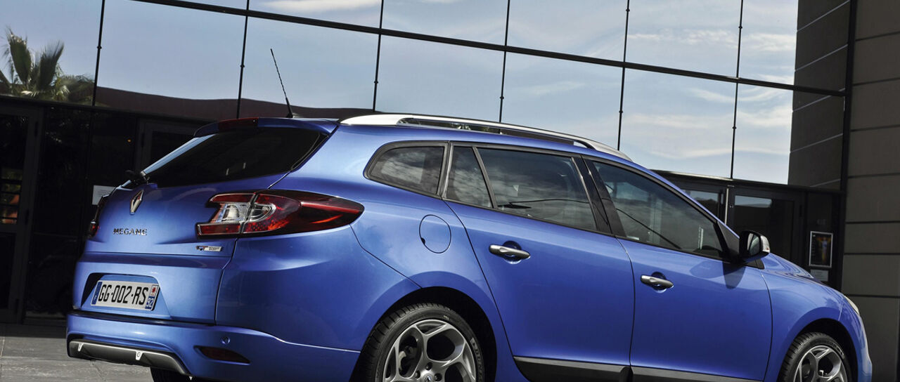 Todas las noticias de coches en un solo portal: Pruebas, fotos, vídeos, informes...