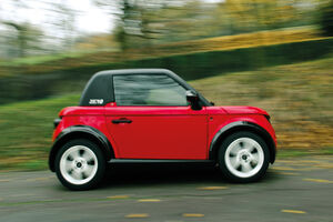 Tazzari Zero 05 300x200