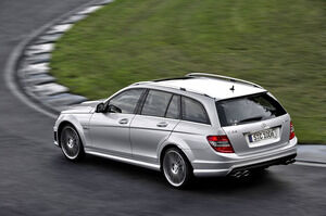 Mercedes Benz Clase C 63 Amg Estate 01 300x199