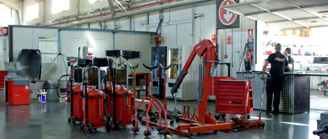 Todas las noticias de coches en un solo portal: Pruebas, fotos, vídeos, informes...