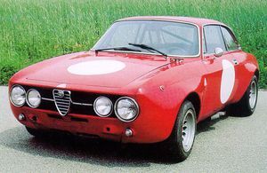 alfa-romeo-giulia-gtam-2