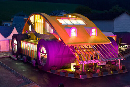 The Car. Das Auto. Un restaurante perfecto.