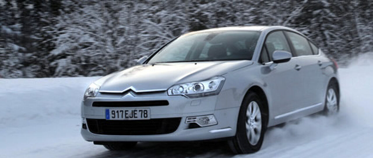 Todas las noticias de coches en un solo portal: Pruebas, fotos, vídeos, informes...