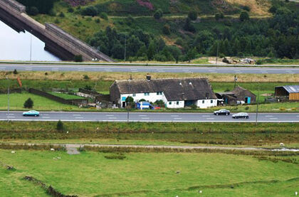 Una granja en la autopista
