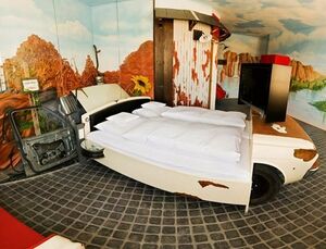 V8 Hotel Rooms Stuttgart 06 300x229