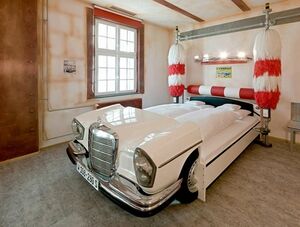 V8 Hotel Rooms Stuttgart 08 300x227