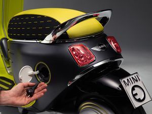 Moto Mini 4 300x225