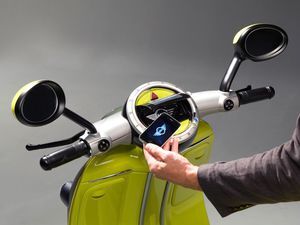 Moto Mini 8 300x225