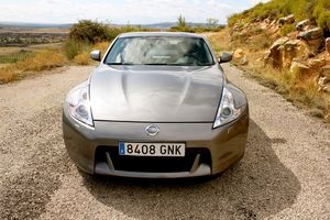 Nissan 370z 38 300x200