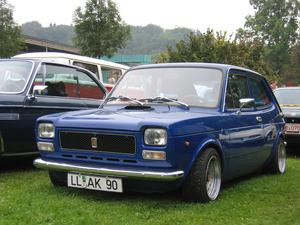 En 1977 sufrirá su primera evolución.