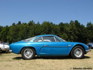 1967 Alpine A110 1300 G 16 M 300x225