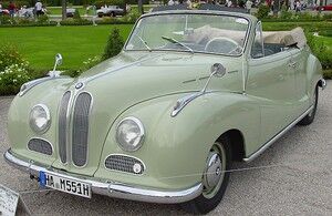 Bmw501 002 300x195
