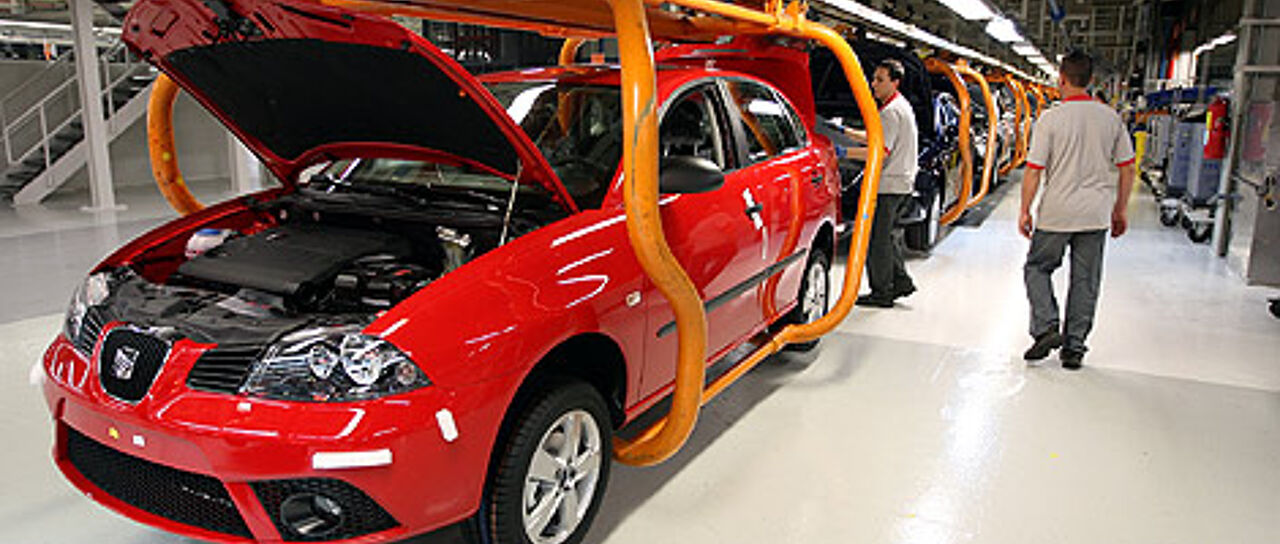 Todas las noticias de coches en un solo portal: Pruebas, fotos, vídeos, informes...