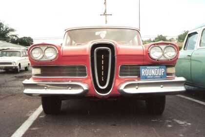 Los mayores fracasos de coches de la historia