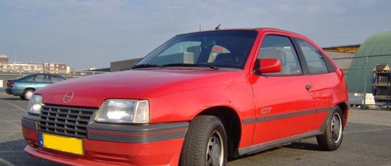 Todas las noticias de coches en un solo portal: Pruebas, fotos, vídeos, informes...