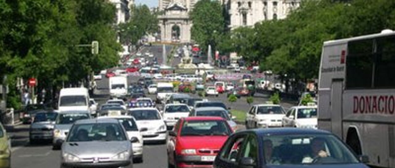 Todas las noticias de coches en un solo portal: Pruebas, fotos, vídeos, informes...