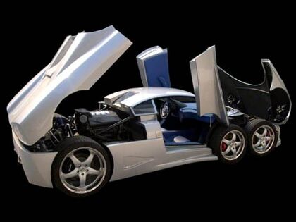 ¿Fabricarán el deportivo Covini C6W de seis ruedas?