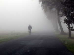 Con niebla es difícil no sólo ver, sino ser vistos