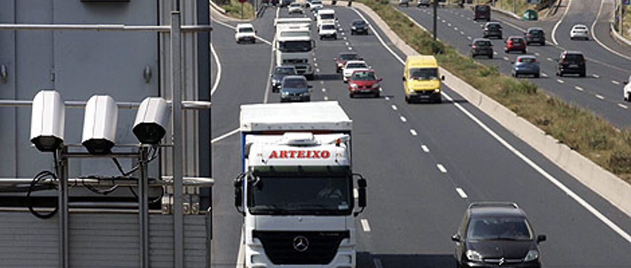 Todas las noticias de coches en un solo portal: Pruebas, fotos, vídeos, informes...