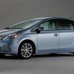 Toyota Prius V 010 150x150