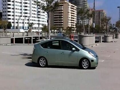 Google muestra sus coches sin conductor