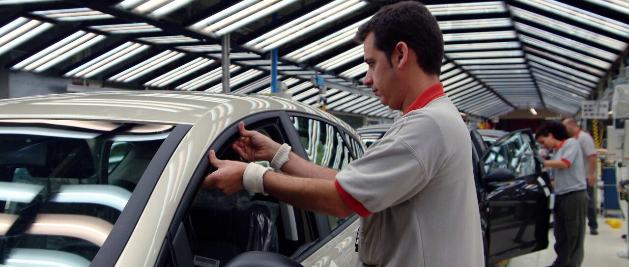 Todas las noticias de coches en un solo portal: Pruebas, fotos, vídeos, informes...