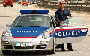 Poli Austria 300x188