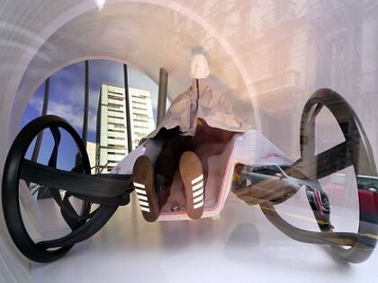 El vehículo del futuro es un traje