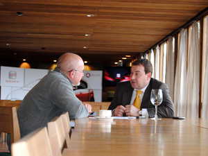 Entrevista 02 300x225