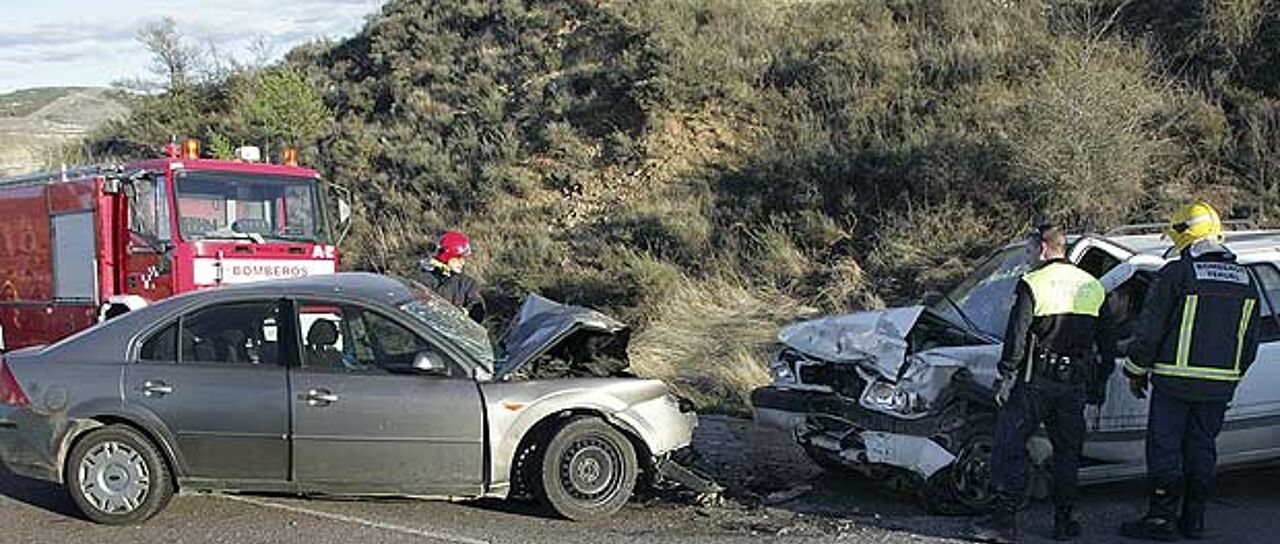 Todas las noticias de coches en un solo portal: Pruebas, fotos, vídeos, informes...