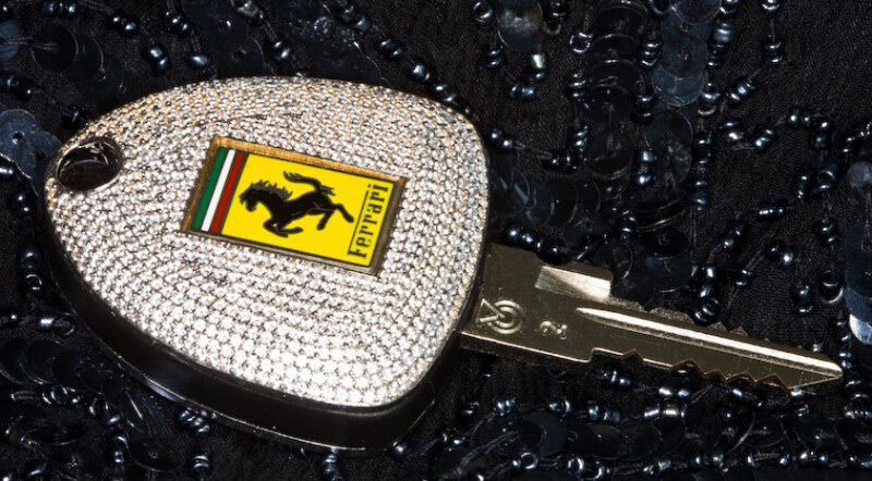 Camaels Bespoke Llave Ferarri