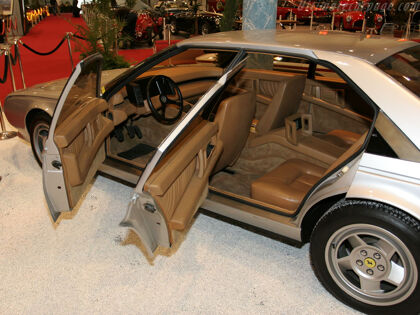 Ferrari Pinin, el único Ferrari de cuatro puertas