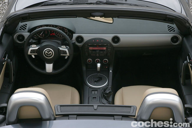 Mazda MX-5. Sierra Madrid - 1093