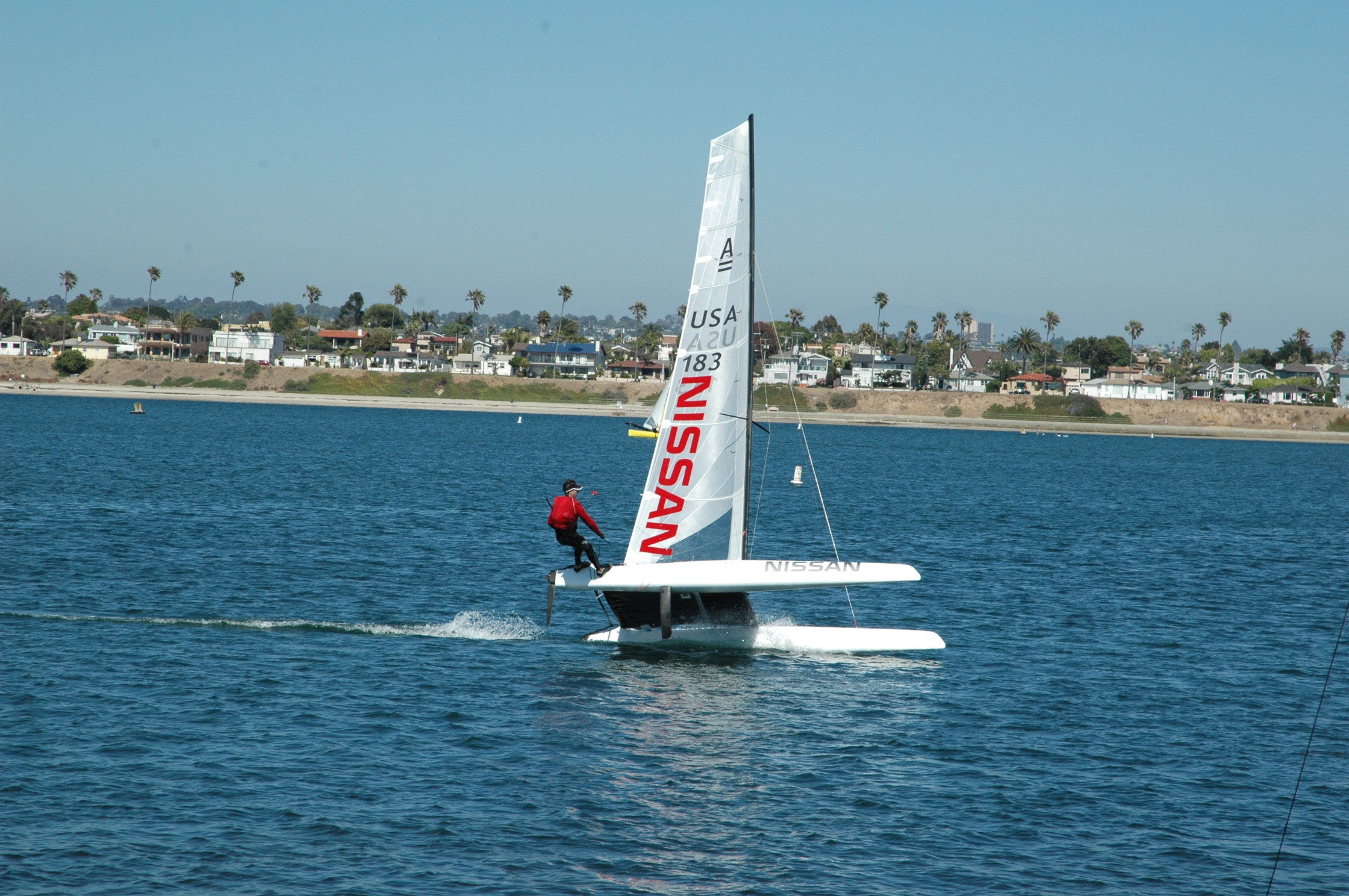 Nissan catamaran Nissan Catamaran