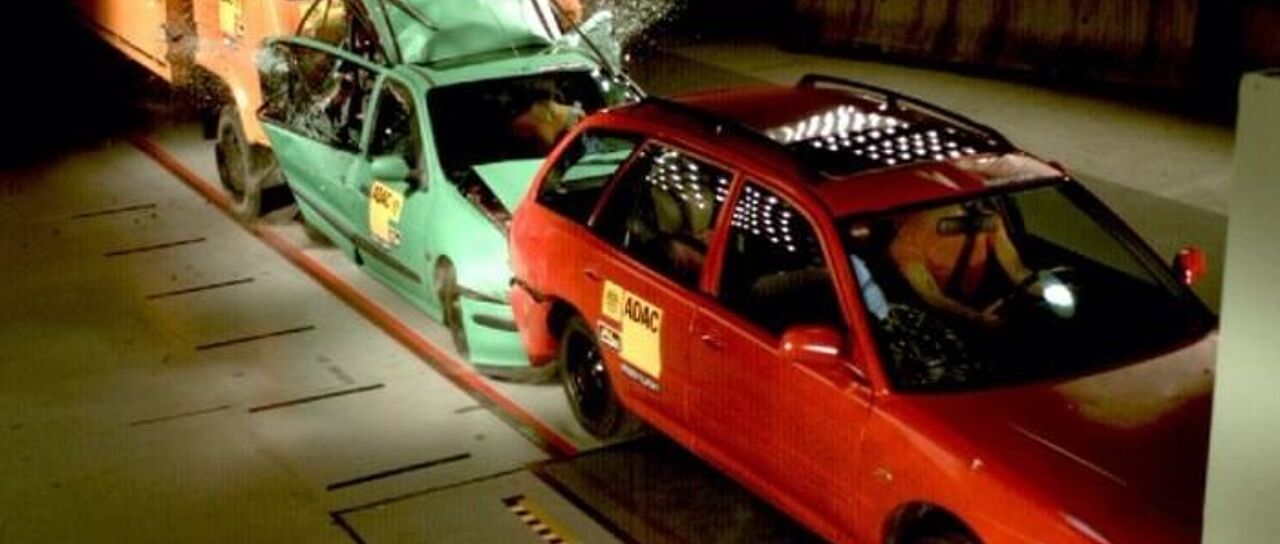 Todas las noticias de coches en un solo portal: Pruebas, fotos, vídeos, informes...