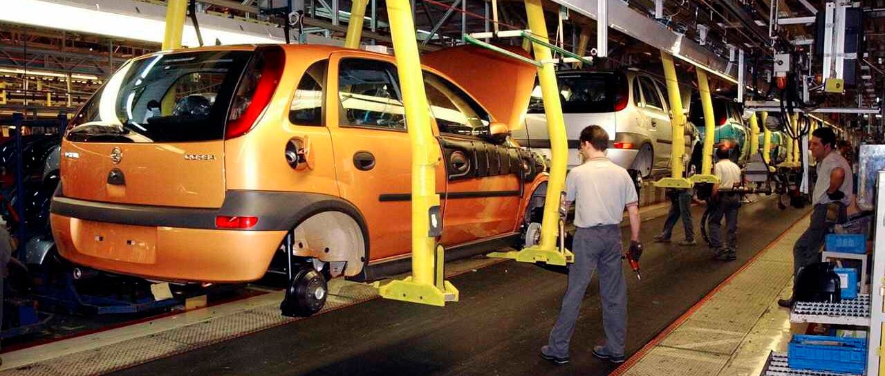 Todas las noticias de coches en un solo portal: Pruebas, fotos, vídeos, informes...