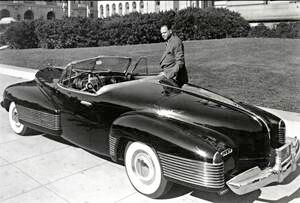 Harley Earl en un Buick Y de 1938 1938 Buick Y Harley Earl 300x203