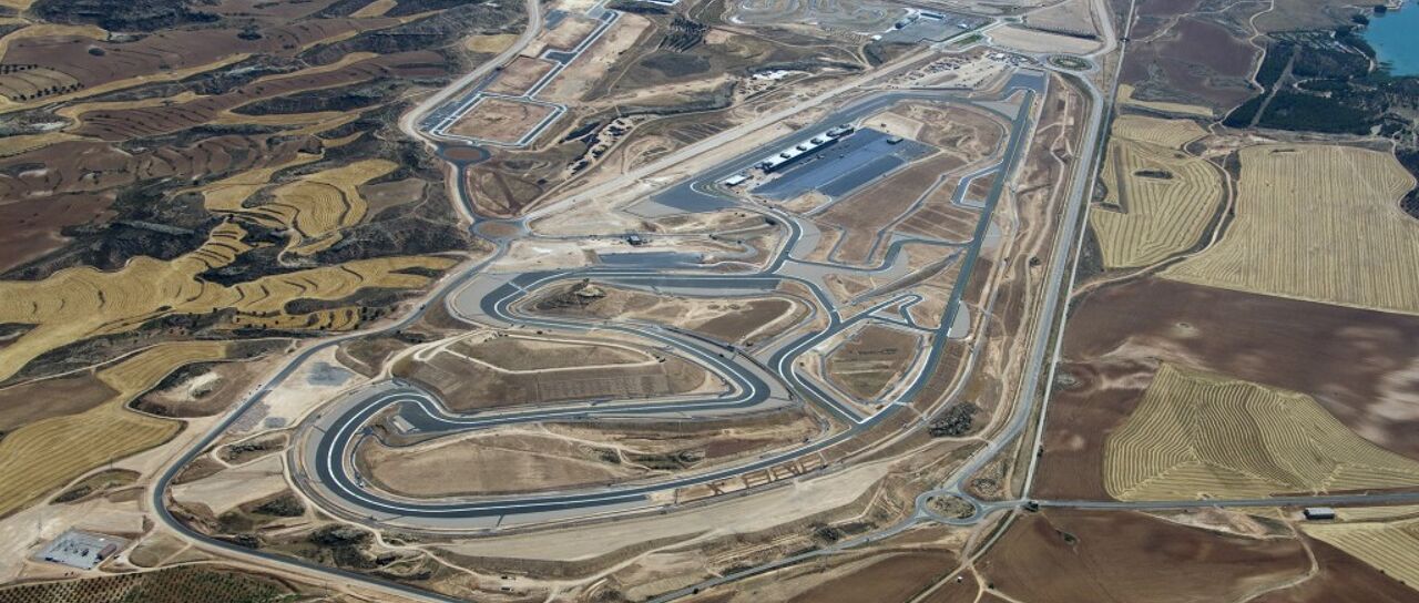 Todas las noticias de coches en un solo portal: Pruebas, fotos, vídeos, informes...