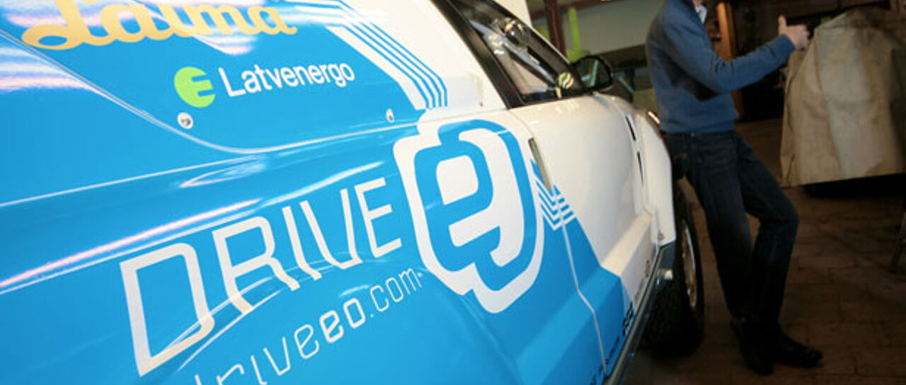 Todas las noticias de coches en un solo portal: Pruebas, fotos, vídeos, informes...